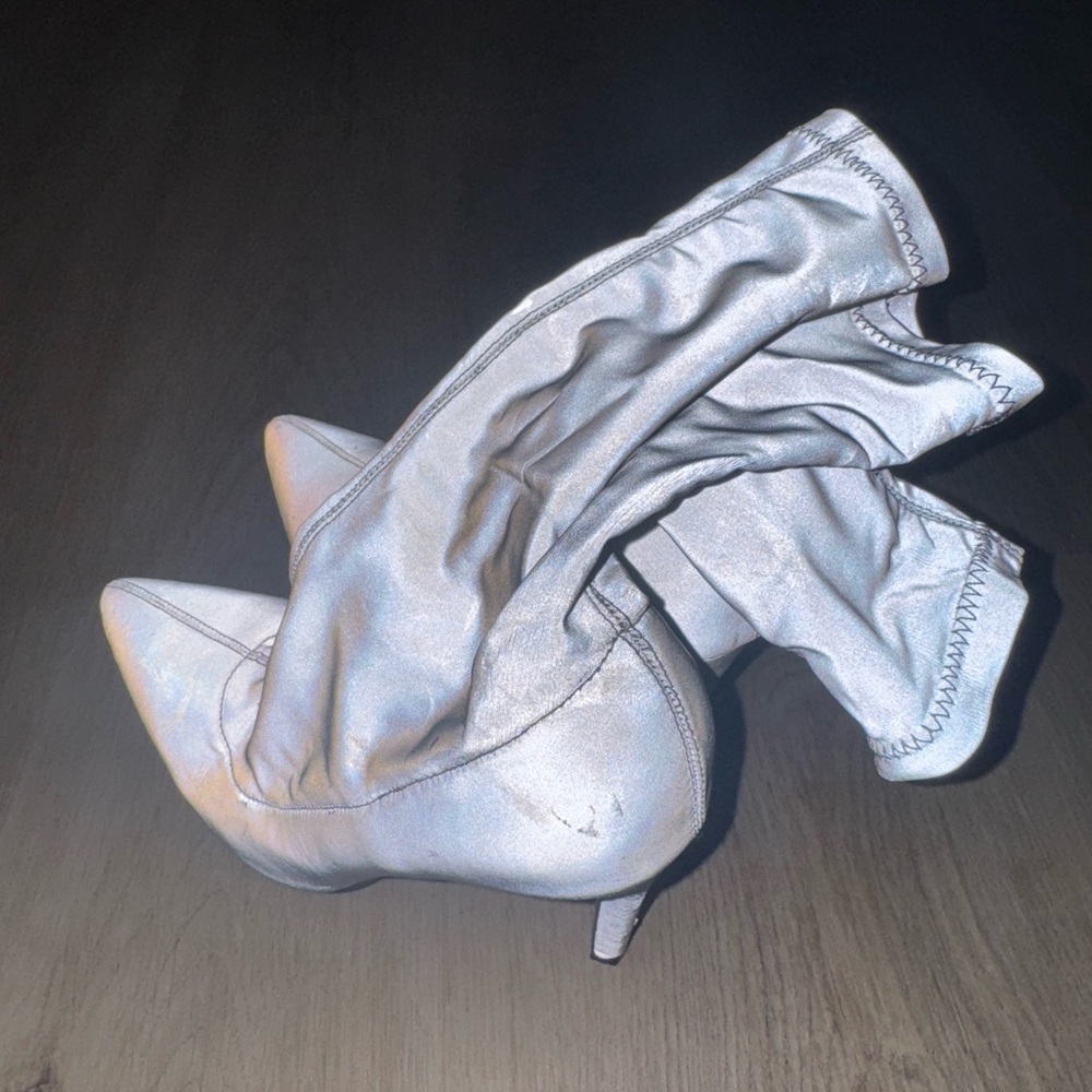 Reflective sock boots